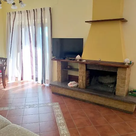 Daire With 3 Bedrooms In With Wonderful Lake View And Furnished Balcony 3 Km From The Slopes *