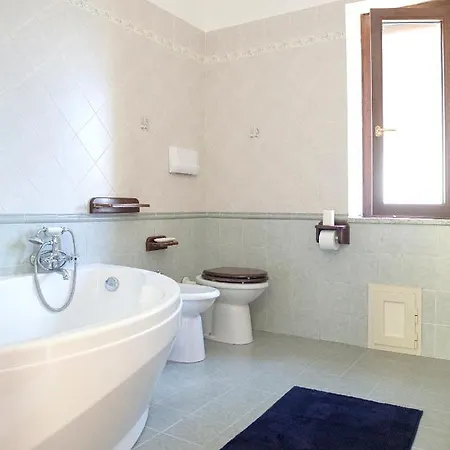 Daire With 3 Bedrooms In With Wonderful Lake View And Furnished Balcony 3 Km From The Slopes *