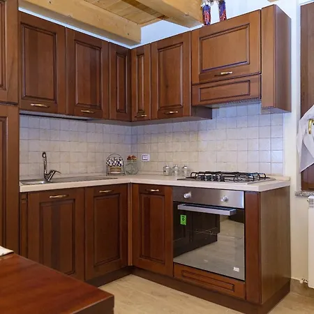 With 3 Bedrooms In With Wonderful Lake View And Furnished Balcony 3 Km From The Slopes Daire *
